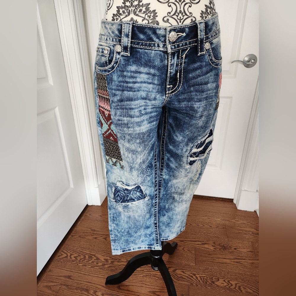MISS ME Rare Find! Capri Jeans Size 28